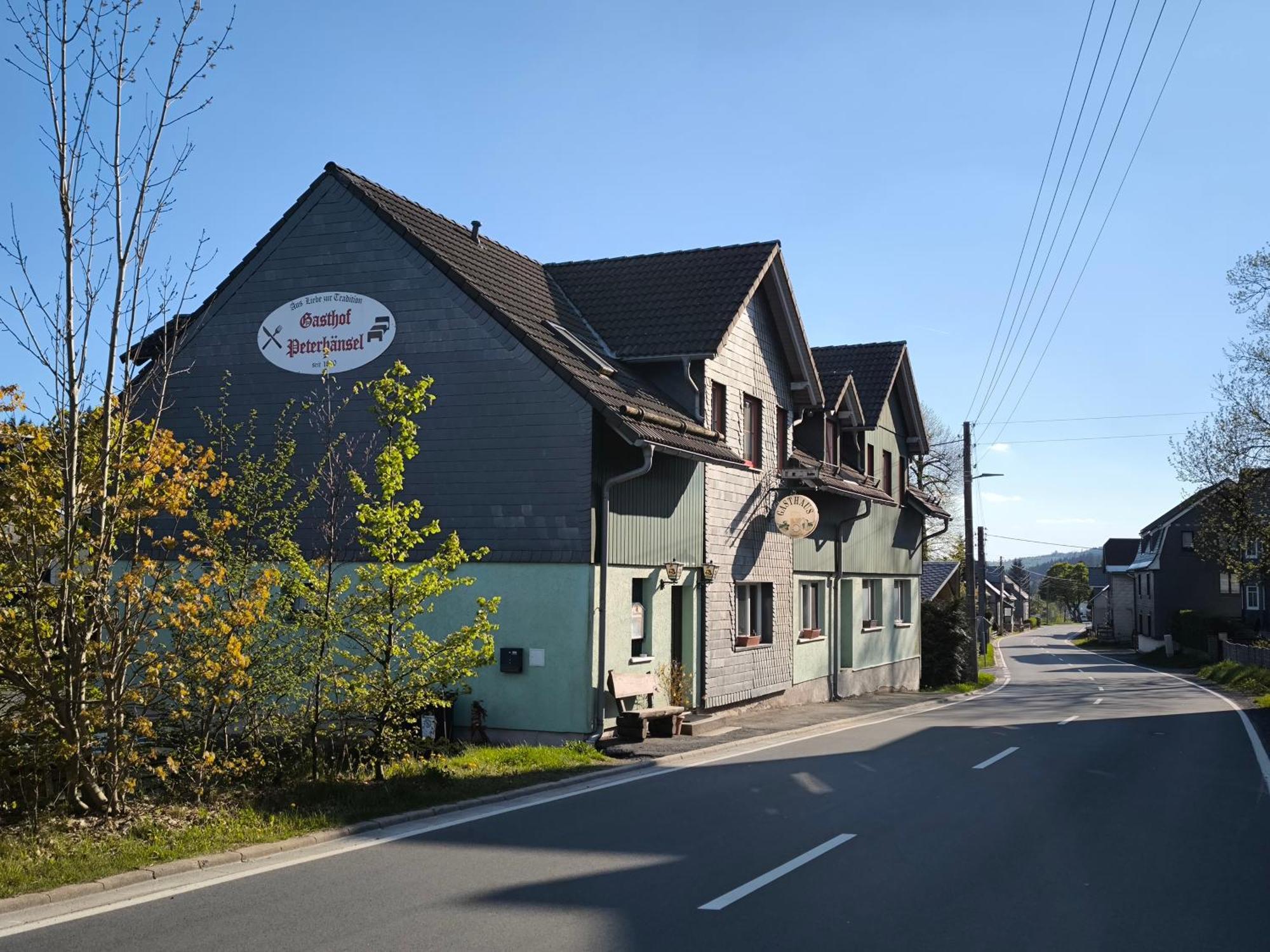 Und Peterhaensel